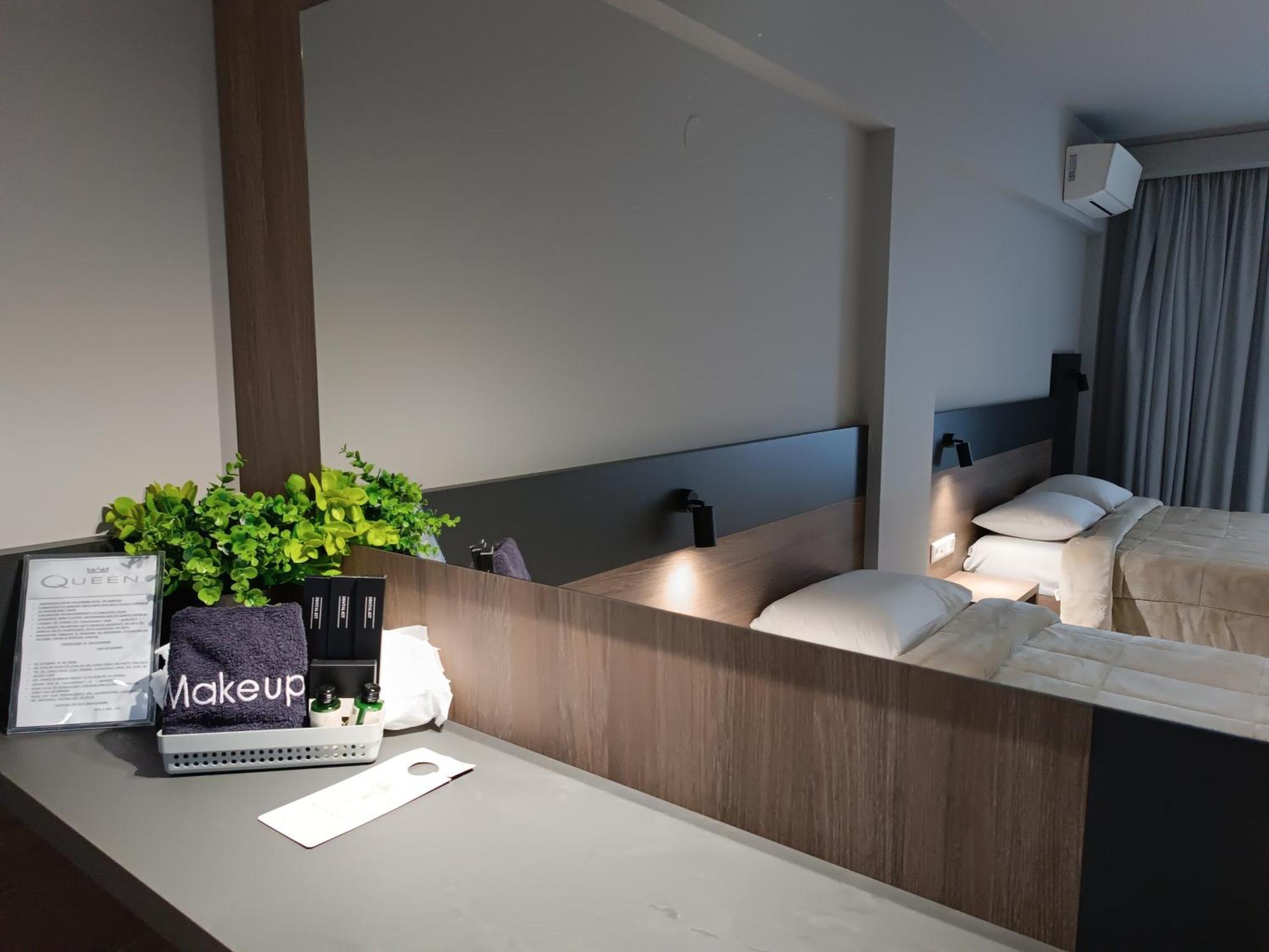 Elizabeth Queen Luxury Aparthotel