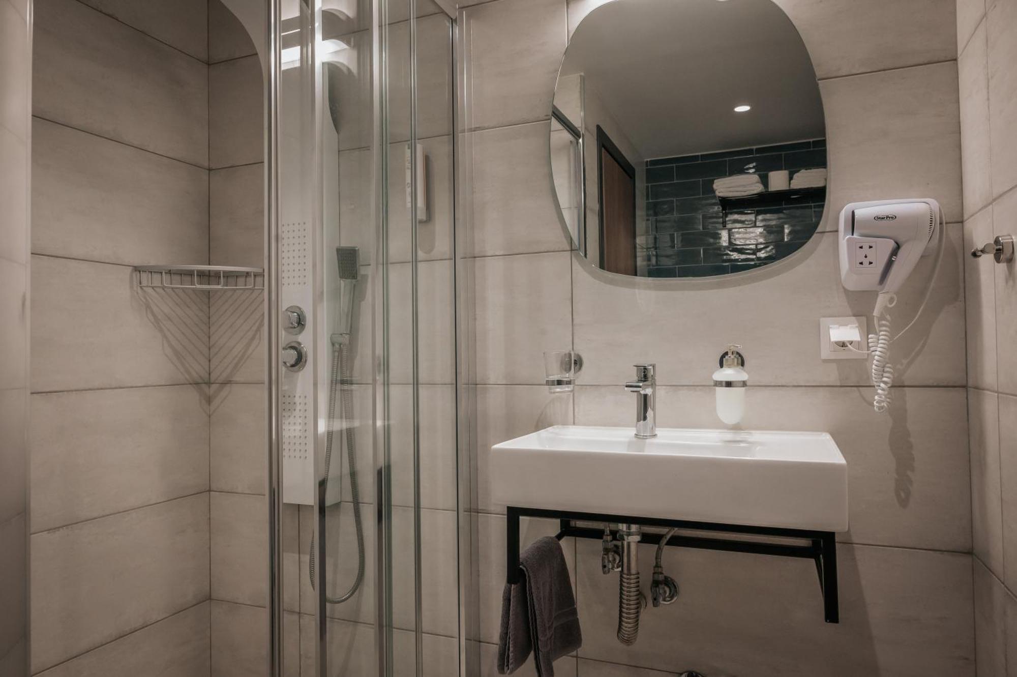 Elizabeth Queen Luxury Aparthotel 3*