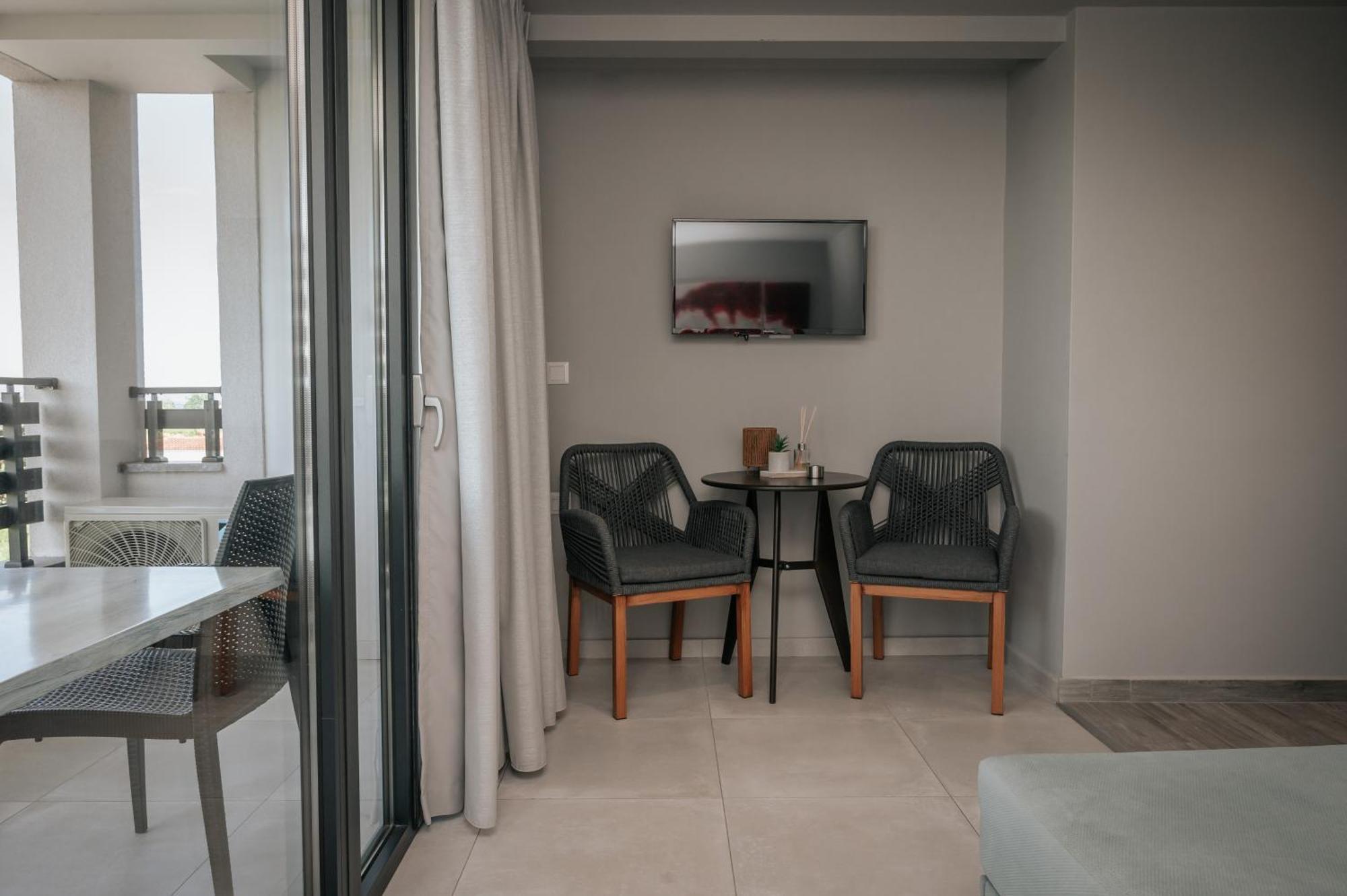 Elizabeth Queen Luxury Паралия-Катерини