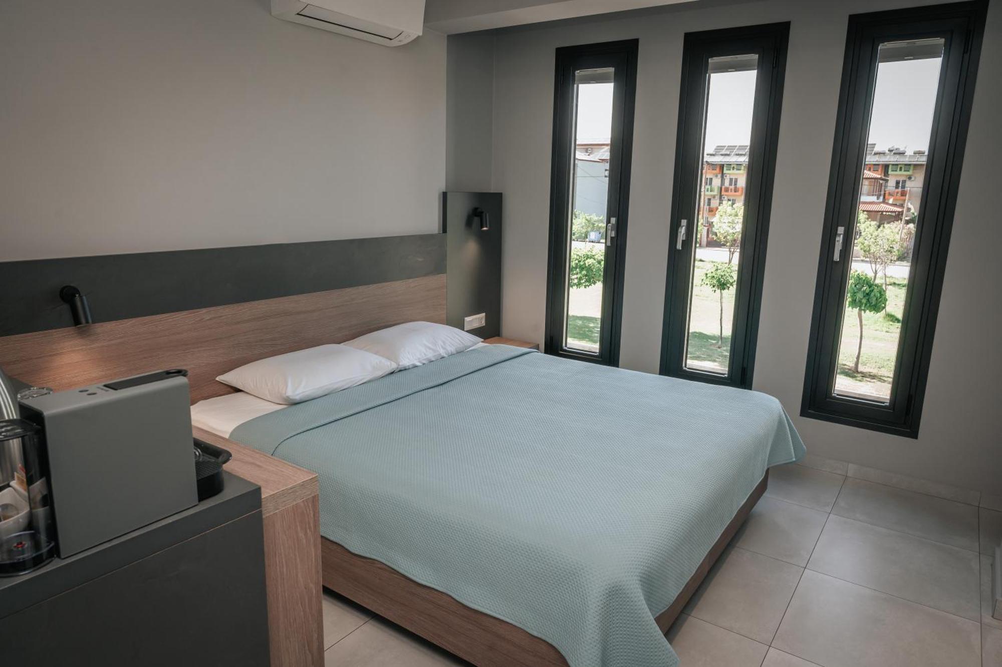 Elizabeth Queen Luxury 3* Паралия-Катерини