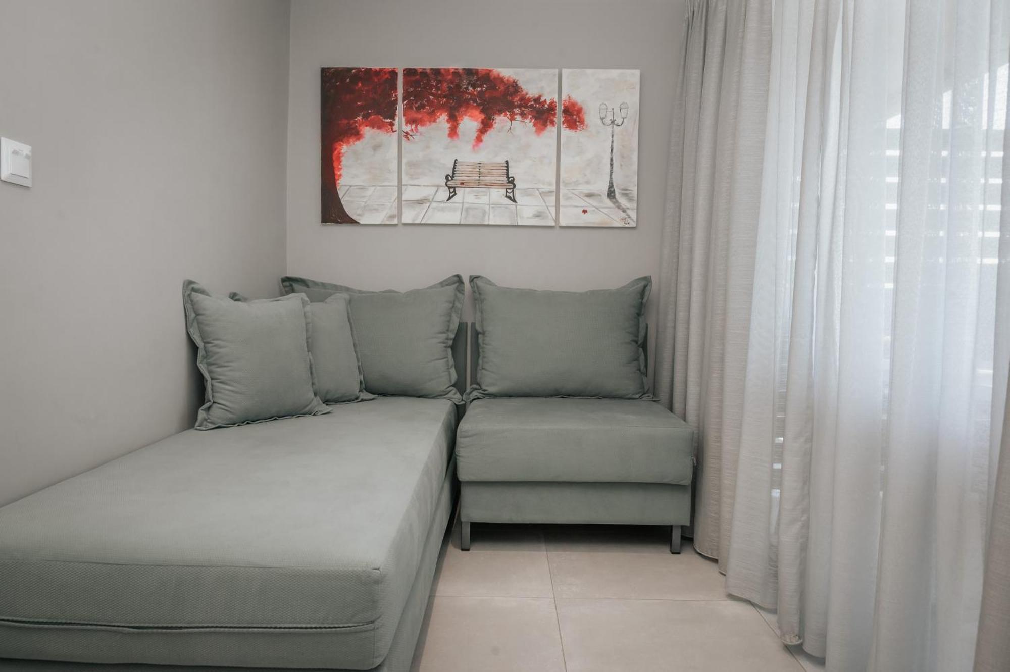 Elizabeth Queen Luxury Апарт-отель