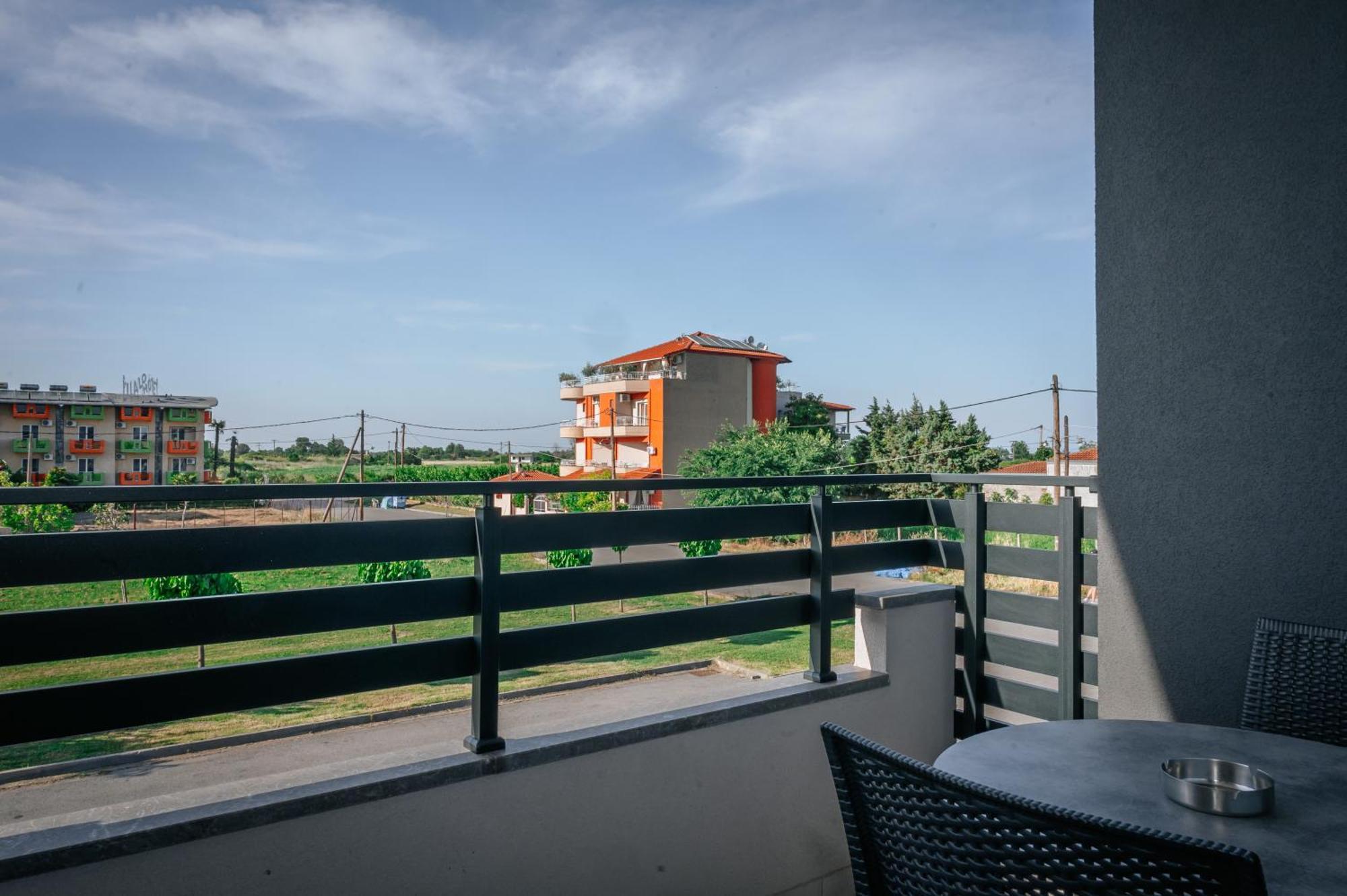 Elizabeth Queen Luxury Aparthotel 3*