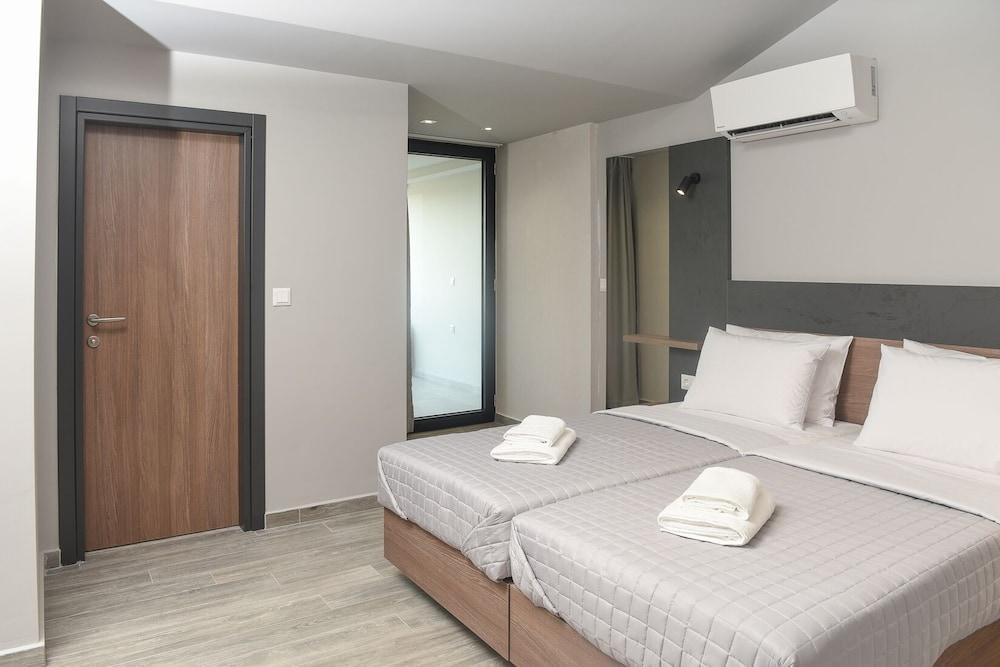 Elizabeth Queen Luxury מלון דירות